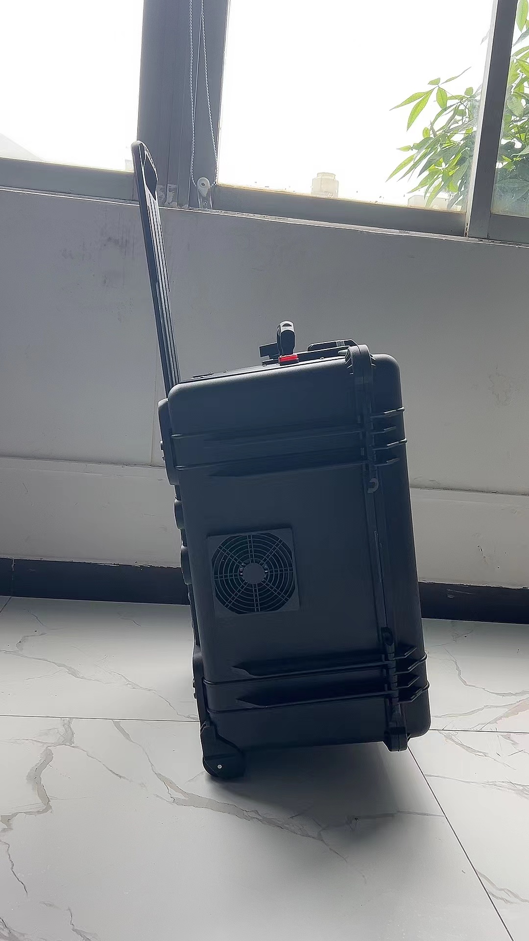 开福手拉箱型移动通信干扰器